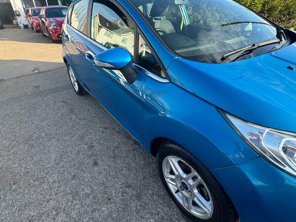 Ford Fiesta 1.0T Ecoboost Zetec Euro 5 Ss YP63PXT Blue #5