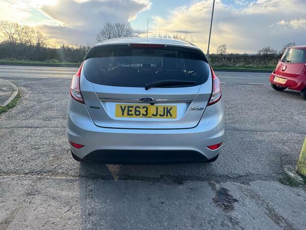 Ford Fiesta 1.0T Ecoboost Titanium X Euro 5 Ss YE63JJK Silver #5