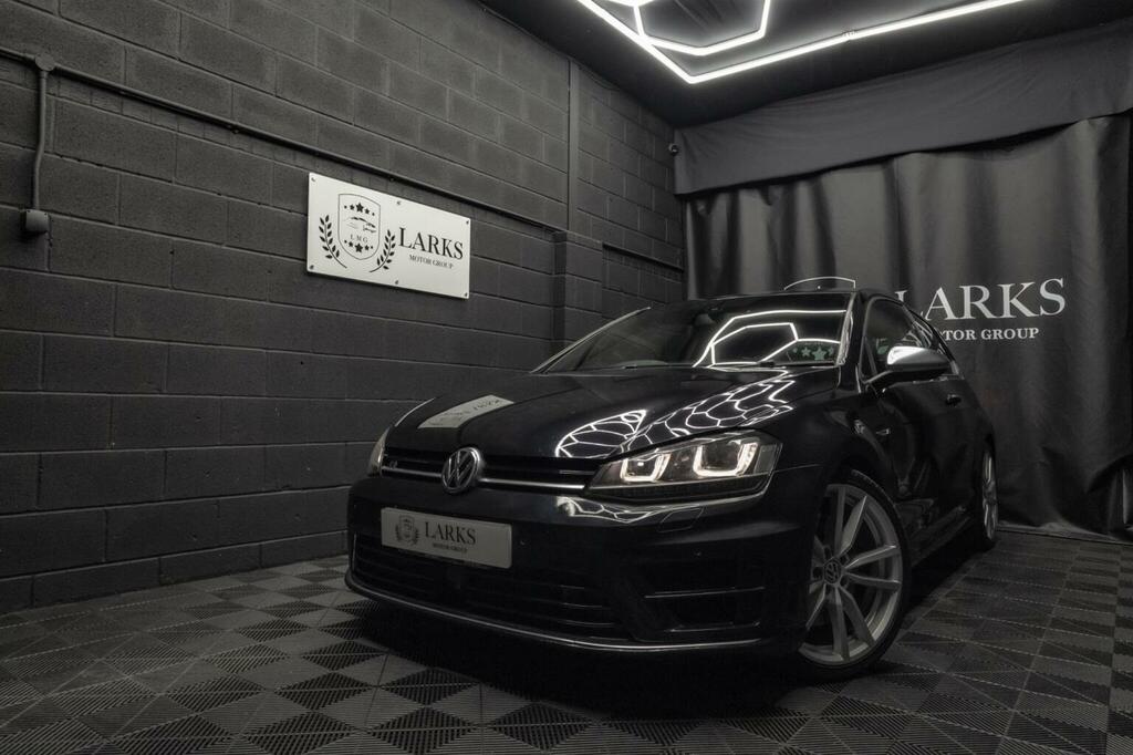 Volkswagen Golf Hatchback 2.0 Tsi Bluemotion Tech R Dsg 4Motion Eu Black