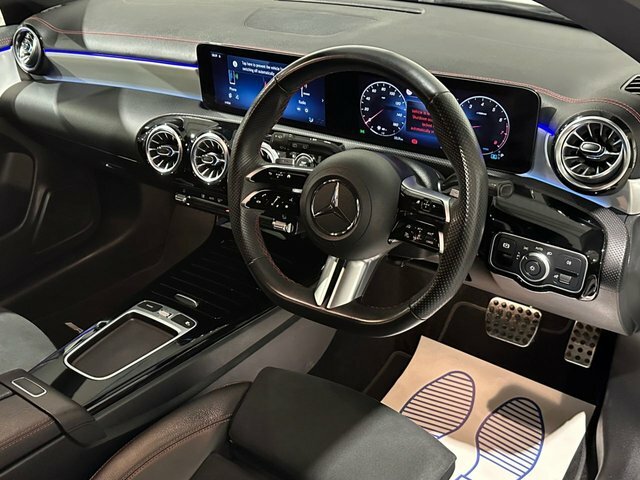 Mercedes-Benz CLA Class 1.3 Cla200 Amg Line Executive Shooting Brake White #2