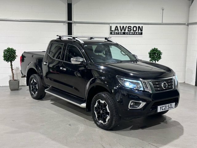 Nissan Navara 2.3 Dci Tekna Pickup Double Cab 4W Black #4
