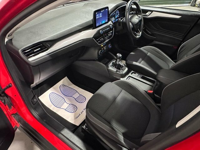 Ford Focus 1.0T Ecoboost Zetec Hatchback Eu Red #2