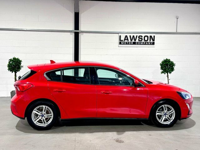 Ford Focus 1.0T Ecoboost Zetec Hatchback Eu Red #4