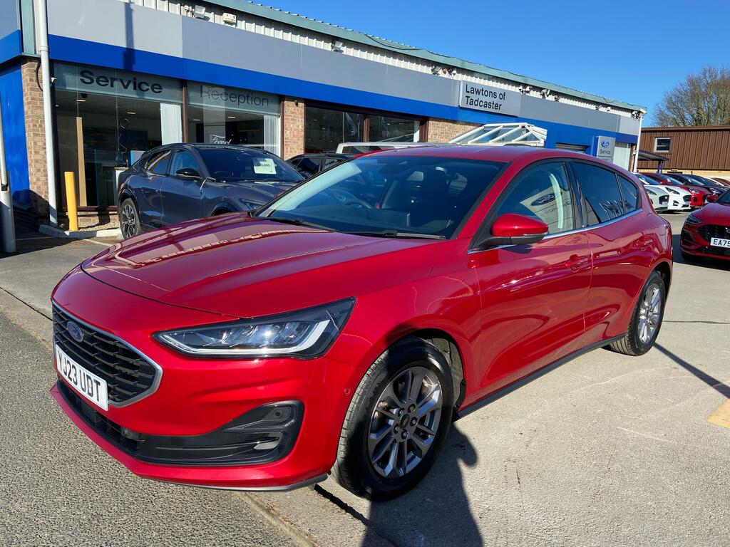 Ford Focus 1.0 Mhev Titanium 155Ps Mild Hybrid One Owner YJ23UDT Red #3