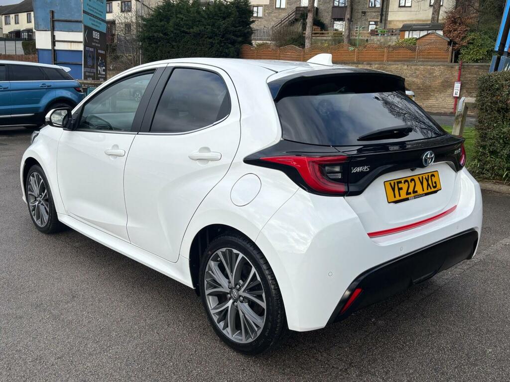 Toyota Yaris Hatchback 1.5 Vvt-h Excel E-cvt Euro 6 Ss YF22YXG White #4