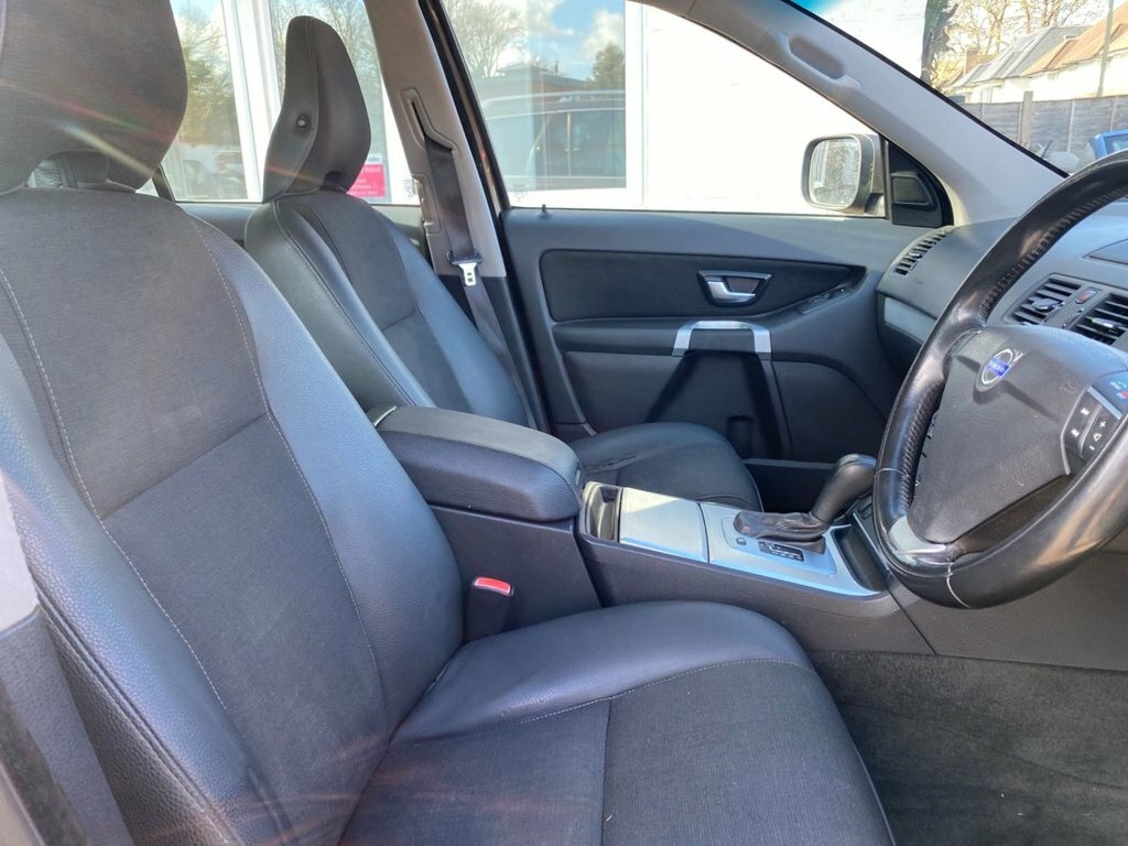 Volvo XC90 2.4L Es Brown