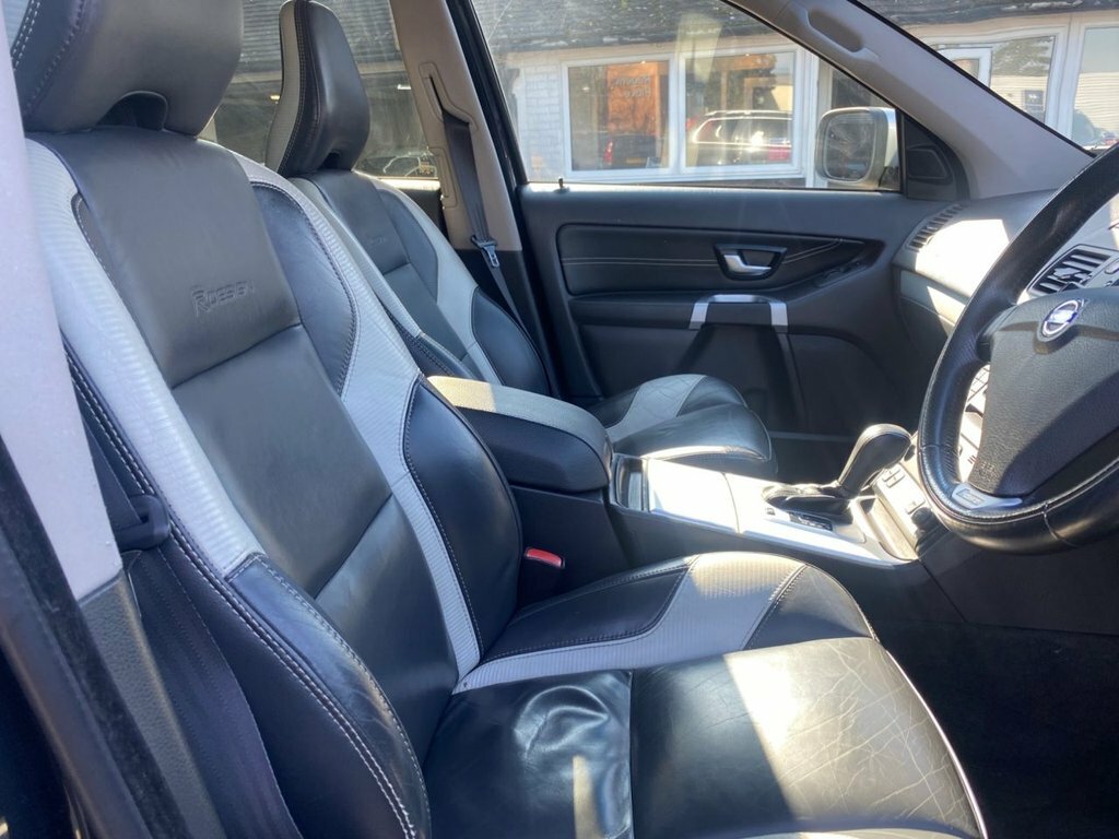 Volvo XC90 2.4L R-design Nav Grey