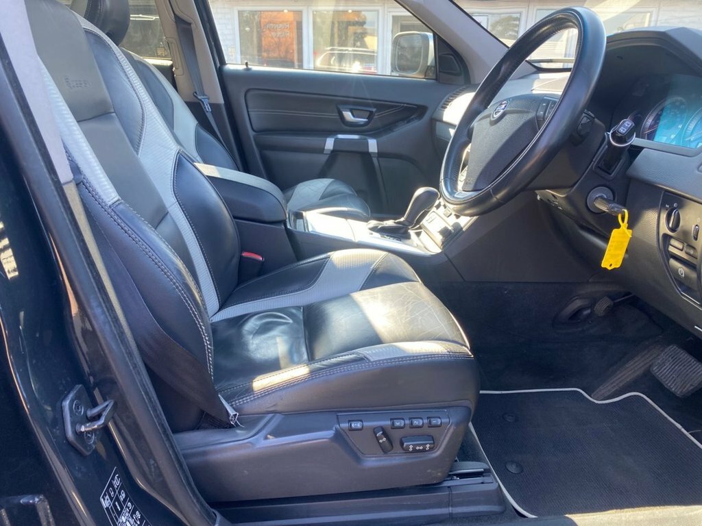 Volvo XC90 2.4L R-design Nav ND14CDX Grey #2