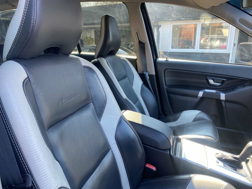 Volvo XC90 2.4L R-design Nav ND14CDX Grey #4