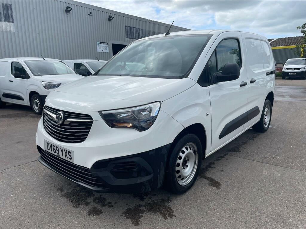 Vauxhall Combo Panel Van 1.6 Turbo D 2300 Edition L1 H1 Euro 6 S White
