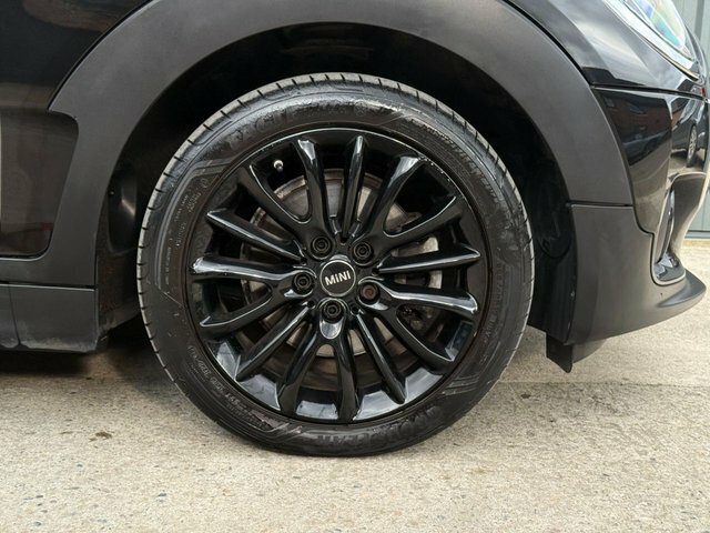 Mini Clubman Classic 1.5 Estate 6Dr MW20JVD Black #4