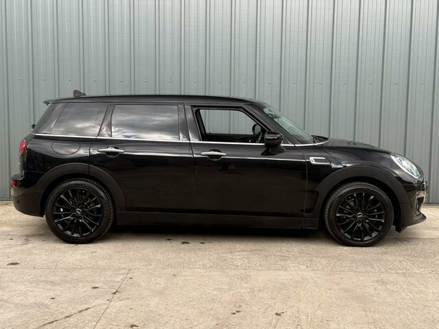 Mini Clubman Classic 1.5 Estate 6Dr MW20JVD Black #2
