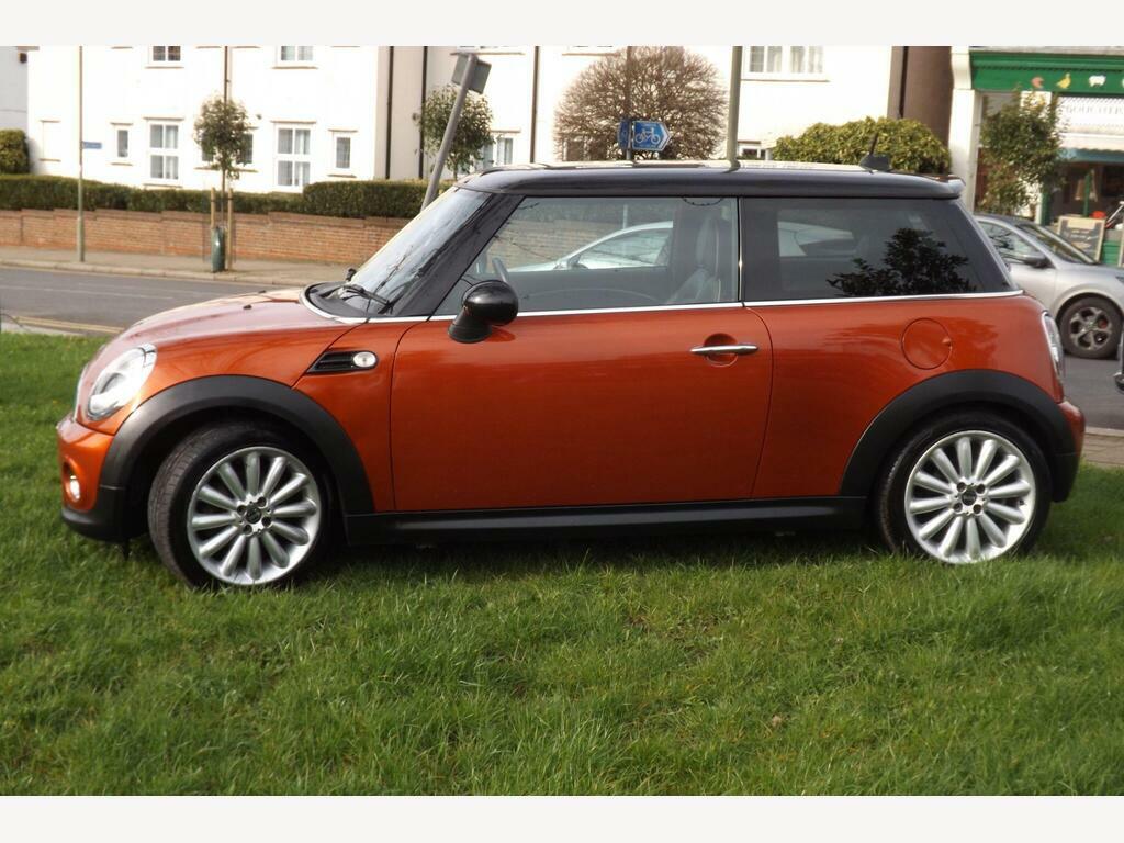 Mini Hatch 1.6 Cooper Euro 5 S S LC62DBX Orange #5