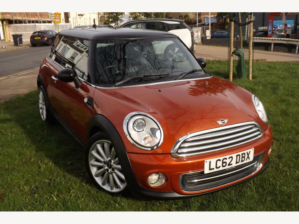 Mini Hatch 1.6 Cooper Euro 5 S S Orange