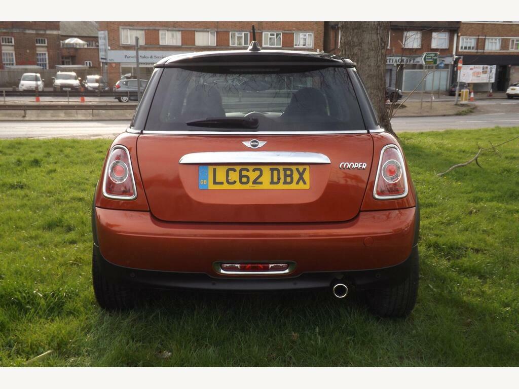 Mini Hatch 1.6 Cooper Euro 5 S S LC62DBX Orange #6