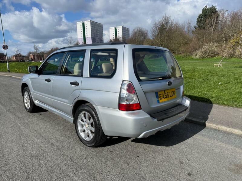 Subaru Forester 2.5 Xt Black #3