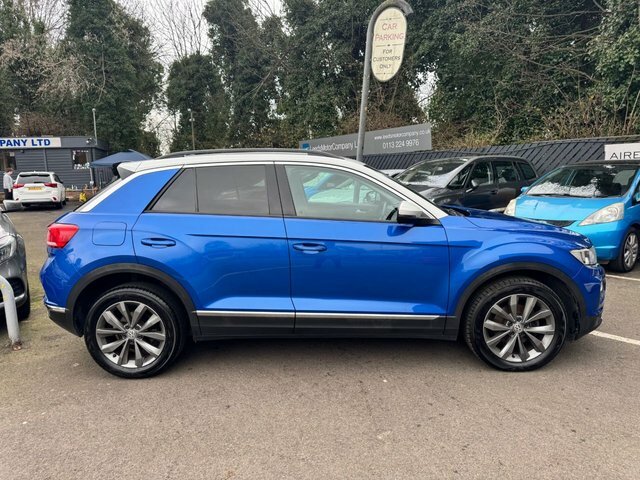 Volkswagen T-Roc Suv SB19TZF Blue #3
