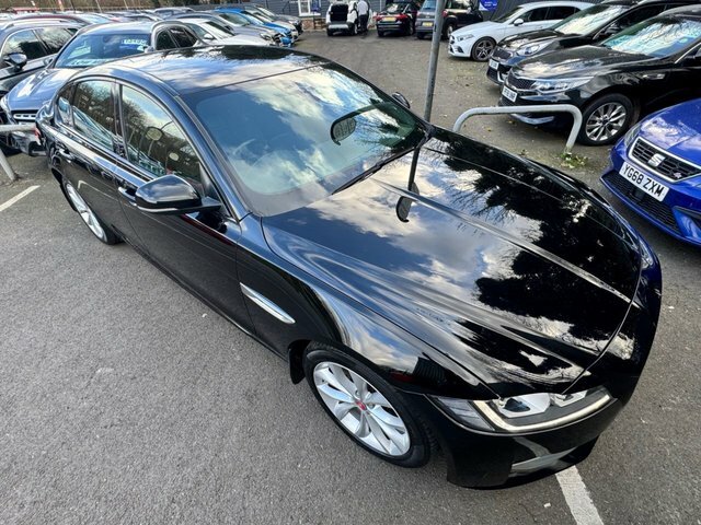 Jaguar XF Saloon WM68BWW Black #2