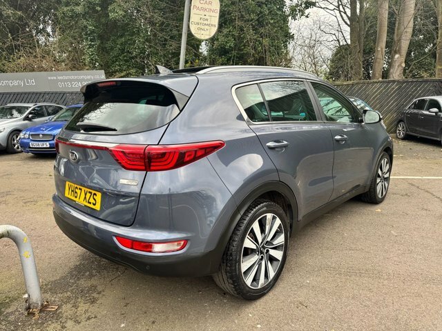Kia Sportage Suv YH67XZS Blue #5