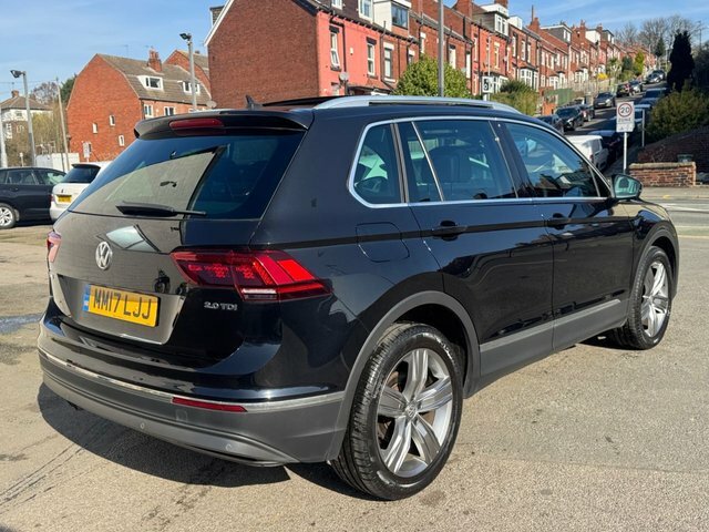 Volkswagen Tiguan Suv MM17LJJ Black #5