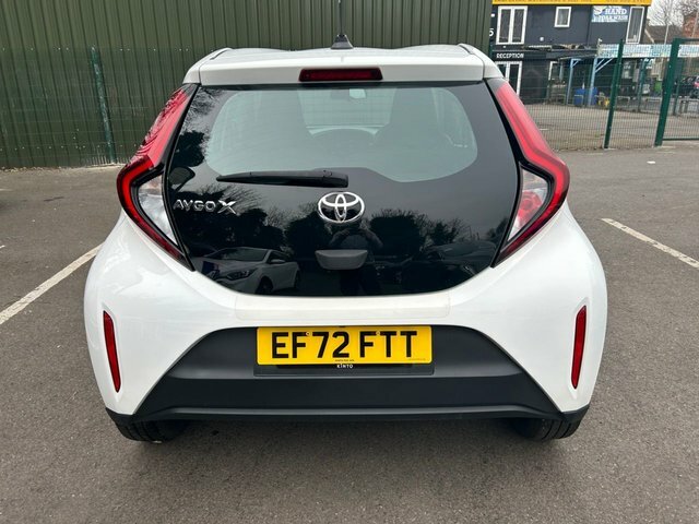 Toyota Aygo X Hatchback EF72FTT White #5
