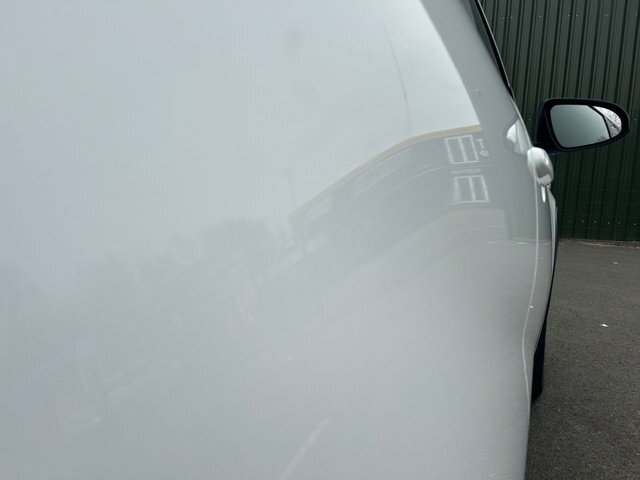 Toyota Aygo X Hatchback EF72FTT White #4