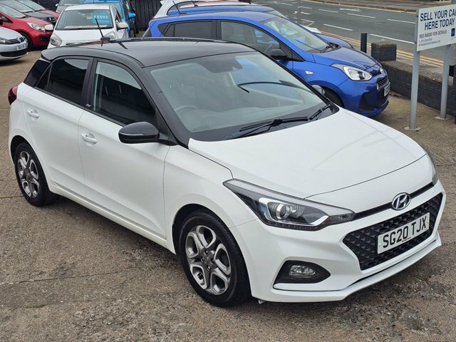 Hyundai I20 Hatchback SG20TJX White #2
