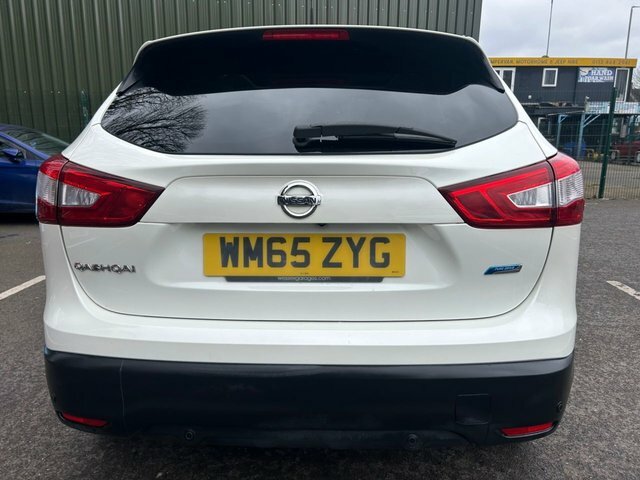 Nissan Qashqai Suv WM65ZYG White #5