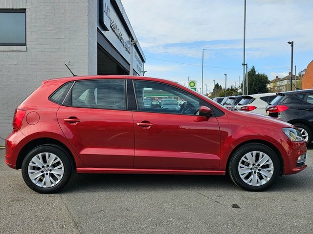 Volkswagen Polo Polo Se Tsi LR64GPZ Red #2