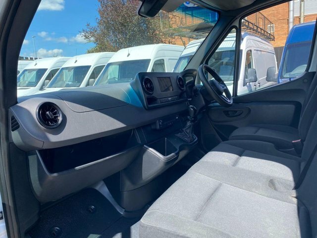 Mercedes-Benz Sprinter 2.1 314 Cdi L2 KP19MSK White #4