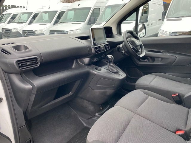 Peugeot Partner 1.5 Blue Hdi Professional NX69YJD White #5