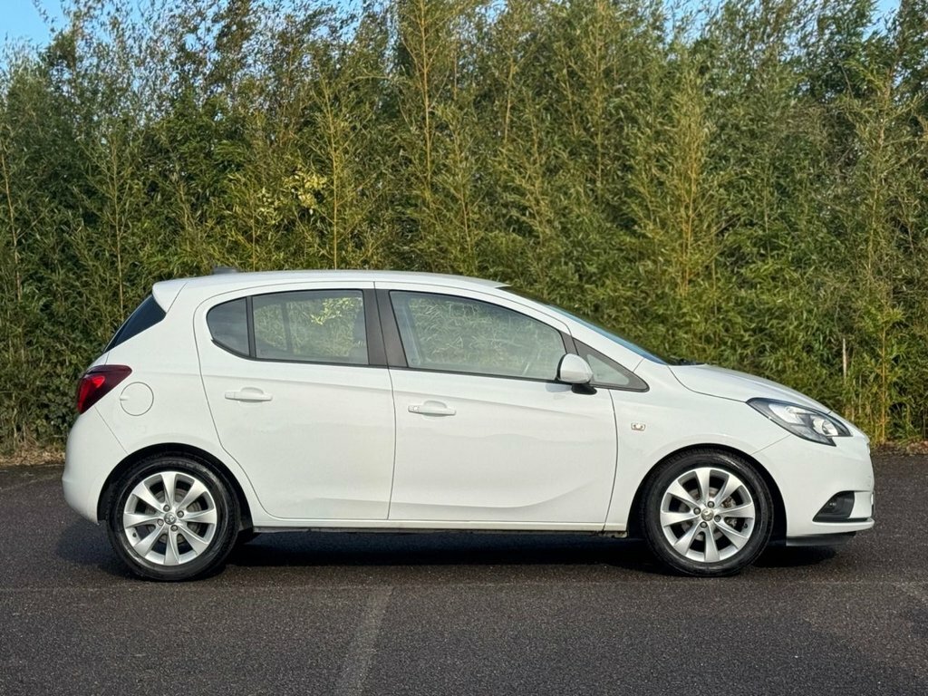 Vauxhall Corsa 1.4L Energy White #3