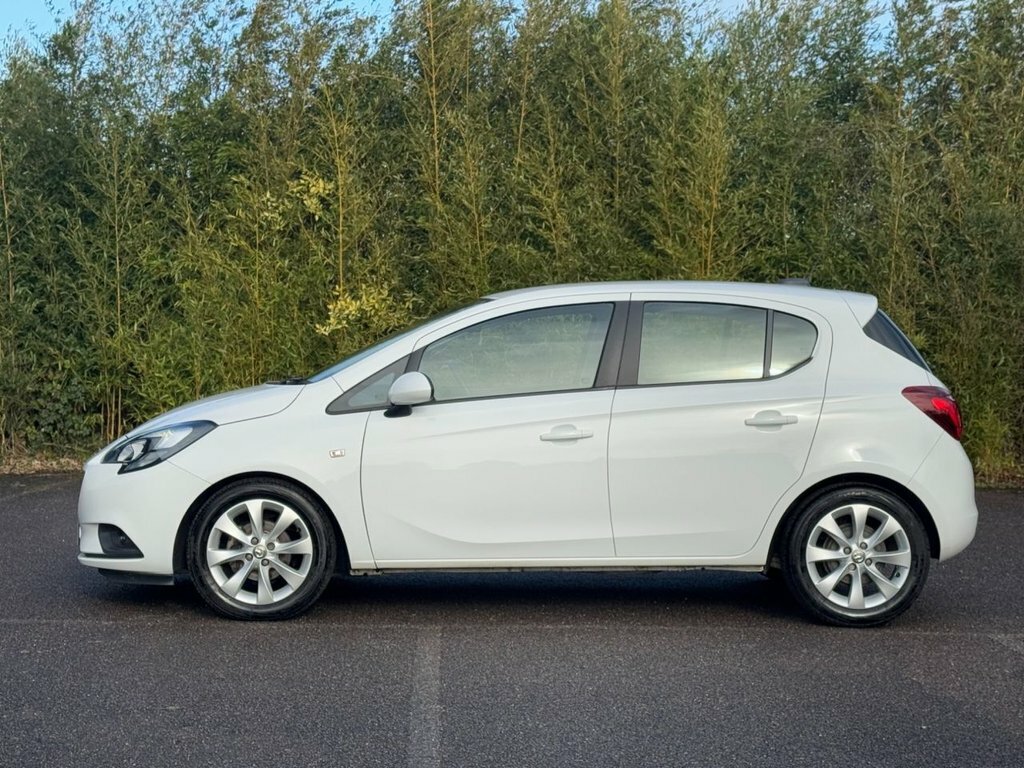 Vauxhall Corsa 1.4L Energy White #4
