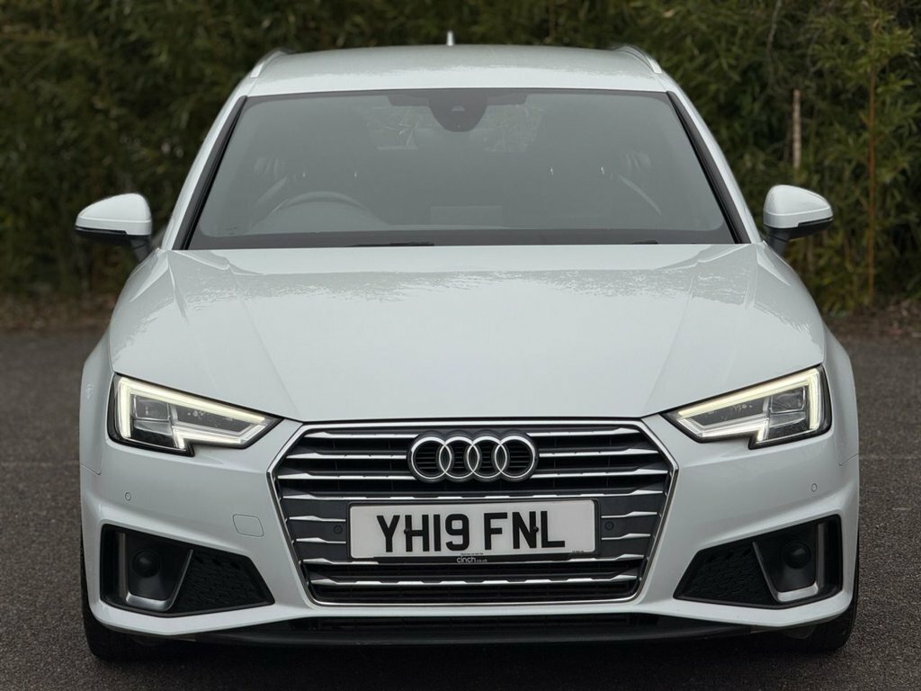 Audi A4 Avant 2L S Line YH19FNL White #5