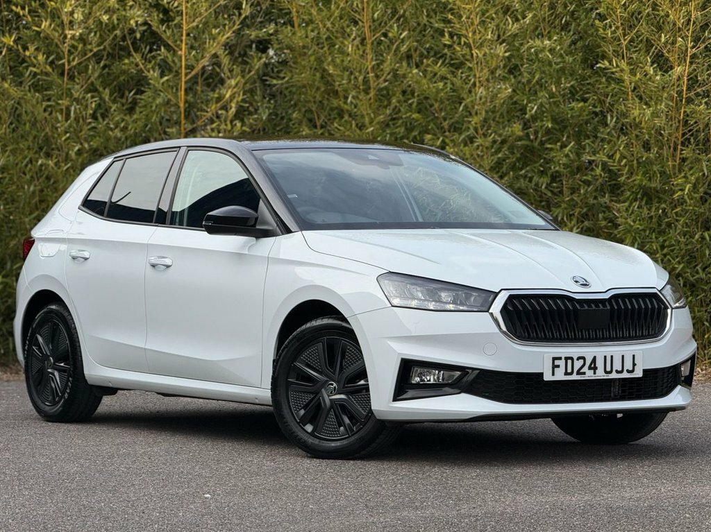 Skoda Fabia 1L Colour Edition White