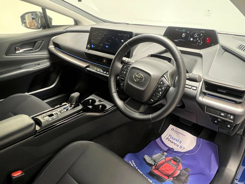 Toyota Prius 2.0 13.6Kwh Design Cvt Euro 6 Ss YG25DGY Blue #6