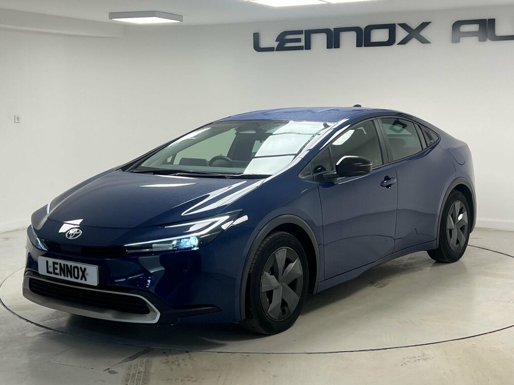 Toyota Prius 2.0 13.6Kwh Design Cvt Euro 6 Ss YG25DHD Blue #2