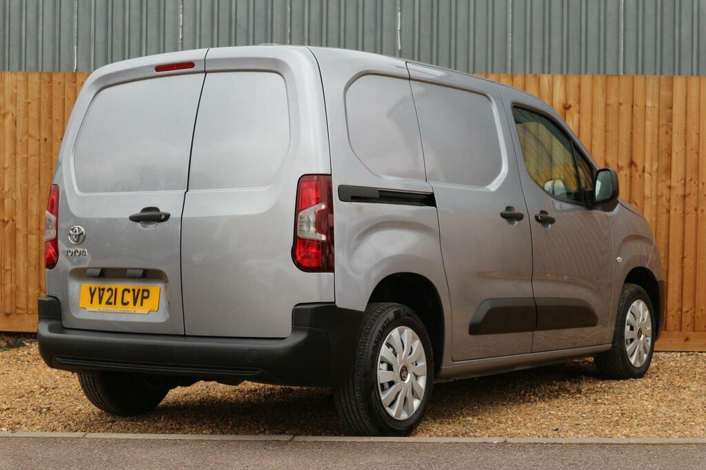 Toyota Proace City Panel Van 1.5 Bluehdi Active Short Panel Van Swb E YV21CVP Grey #4