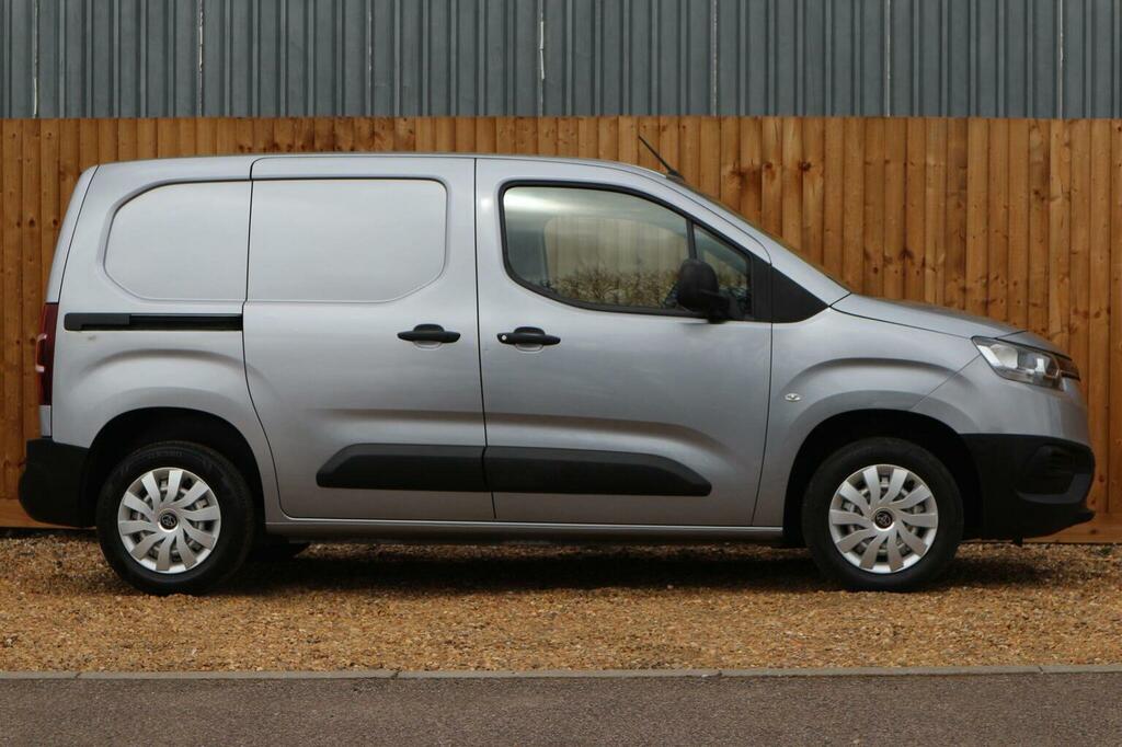 Toyota Proace City Panel Van 1.5 Bluehdi Active Short Panel Van Swb E YV21CVP Grey #2