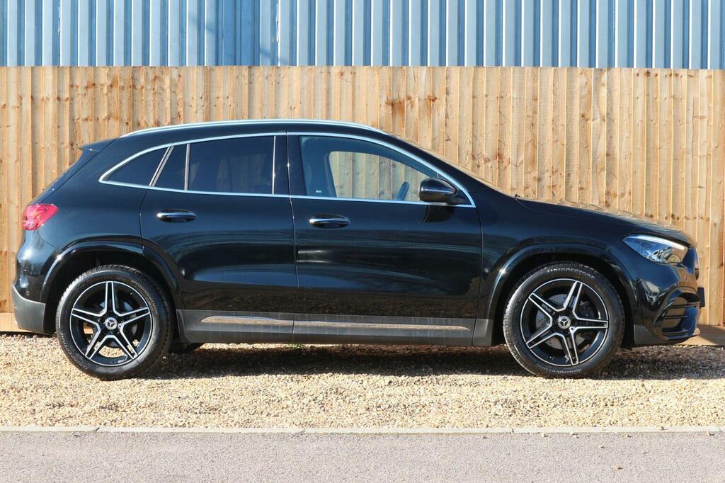 Mercedes-Benz GLA Class Suv 1.3 Gla200h Mhev Amg Line Executive 7G-dct E NX74JWM Black #2