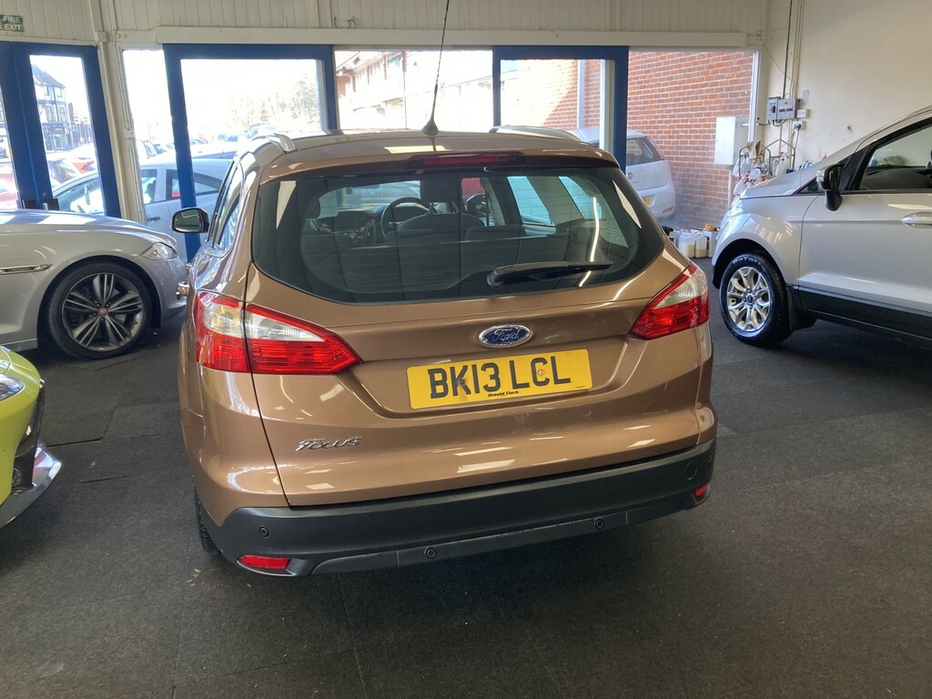 Ford Focus 1.6 Titanium BK13LCL Brown #4