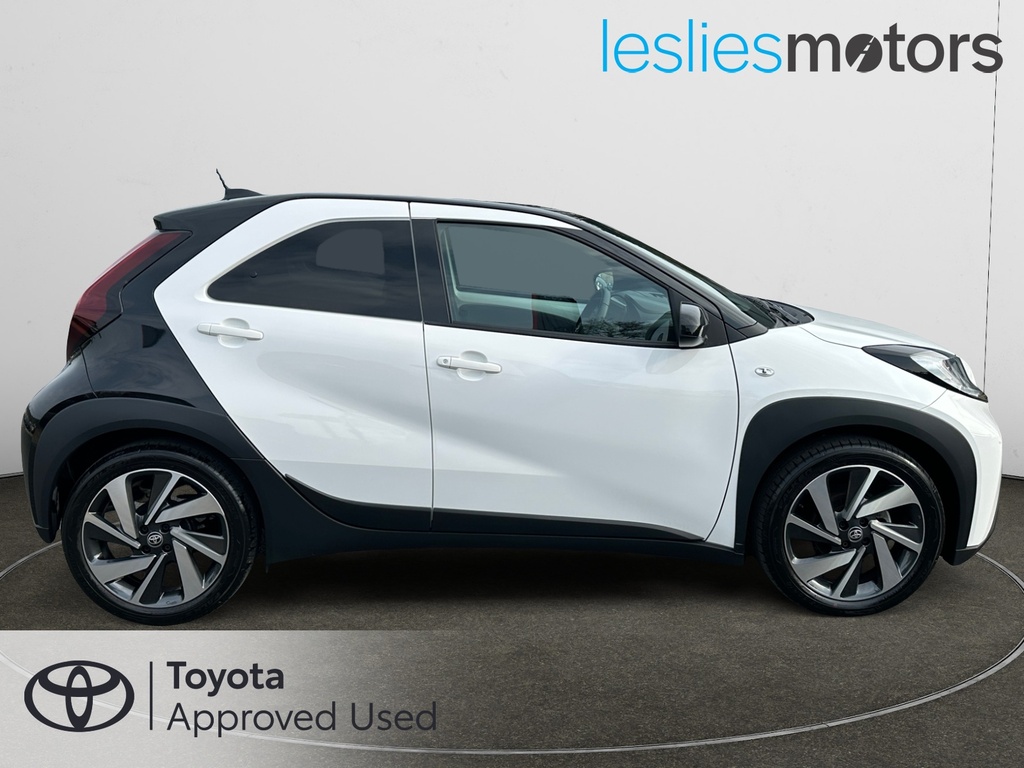 Toyota Aygo X 1.0 Vvt-i Edge WP74ARZ White #4
