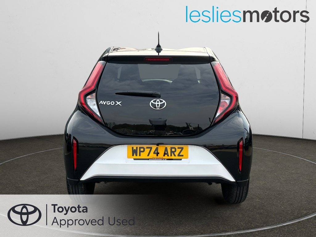Toyota Aygo X 1.0 Vvt-i Edge WP74ARZ White #3