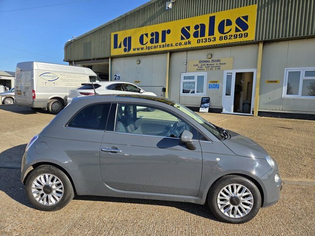 Fiat 500 Lounge Hatchback Grey