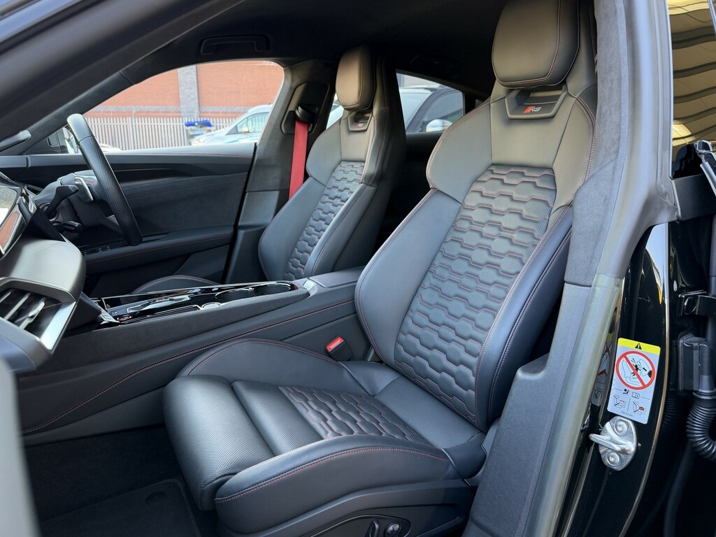 Audi Rs E-Tron Gt Saloon 93.4Kwh Carbon Vorsprung Saloon Electri Black #5