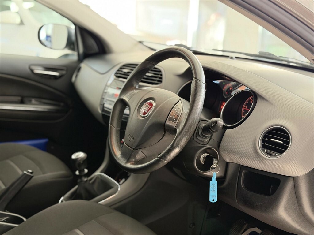 Fiat Bravo Active White #16