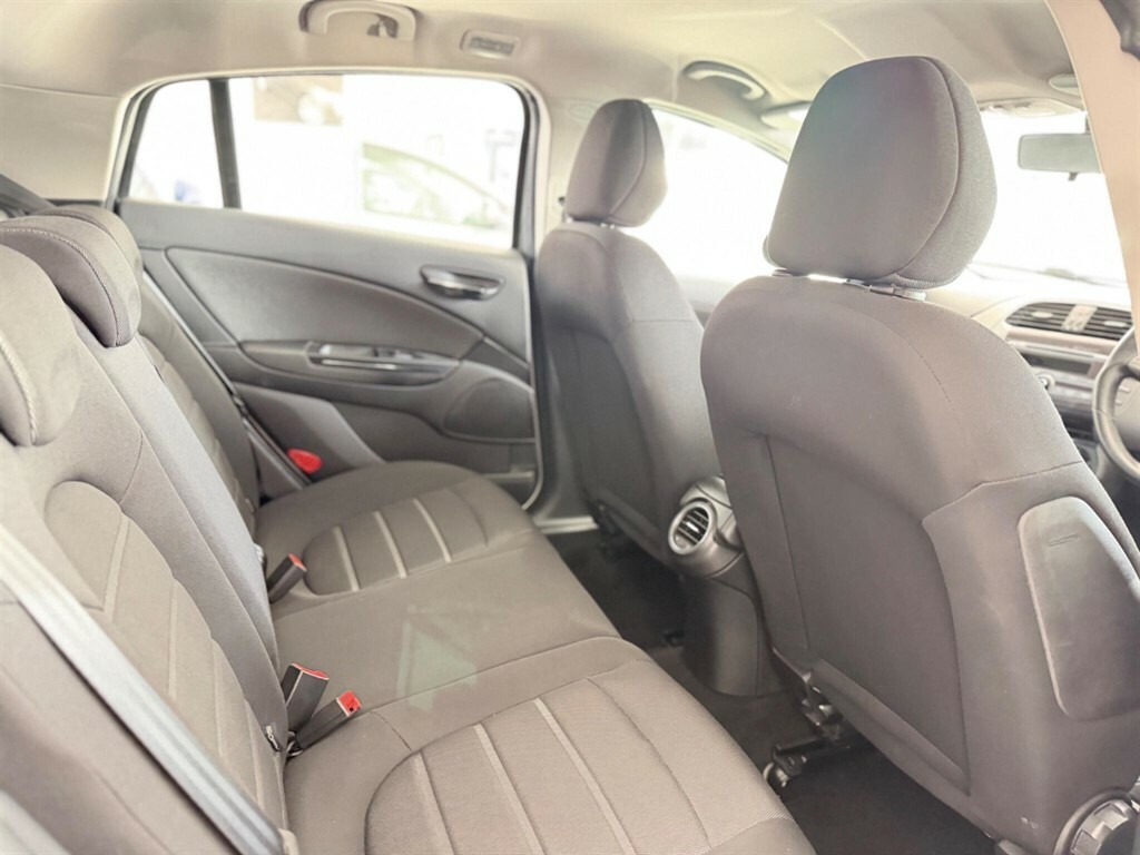 Fiat Bravo Active White #24