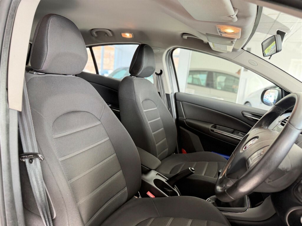 Fiat Bravo Active White #18