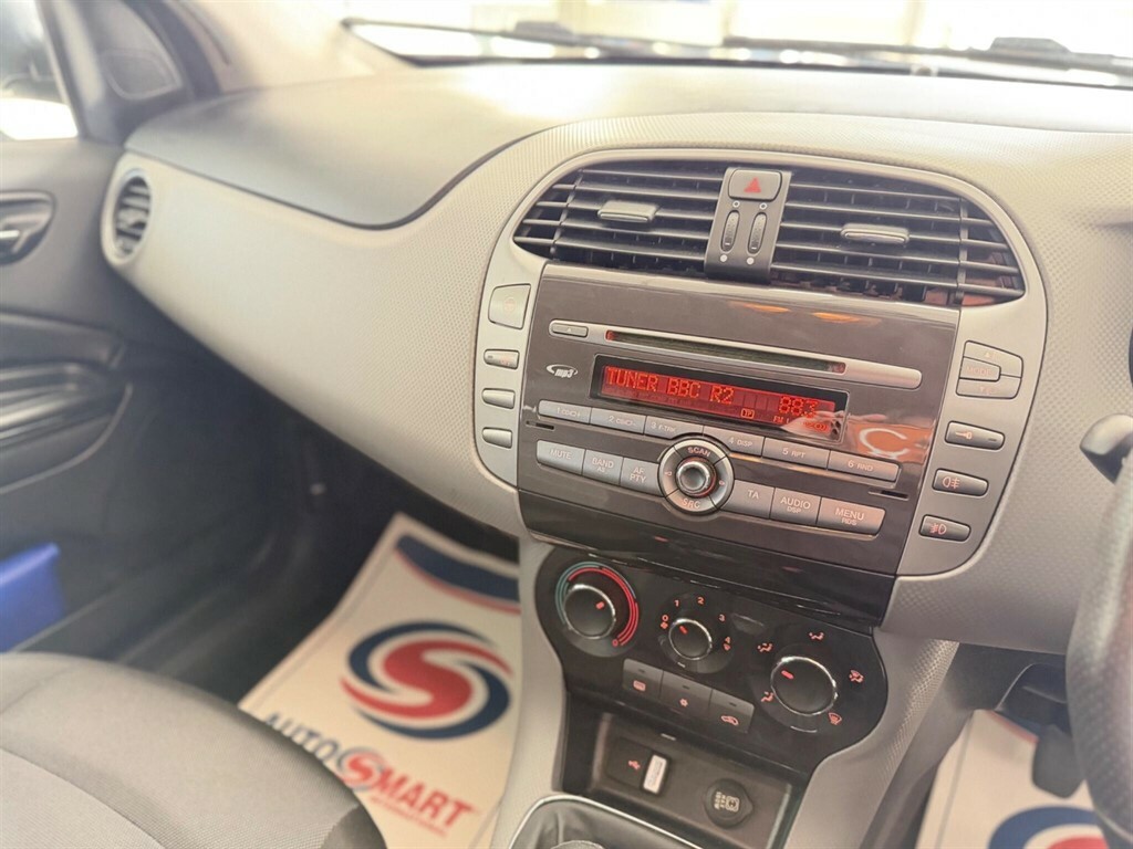 Fiat Bravo Active White #9