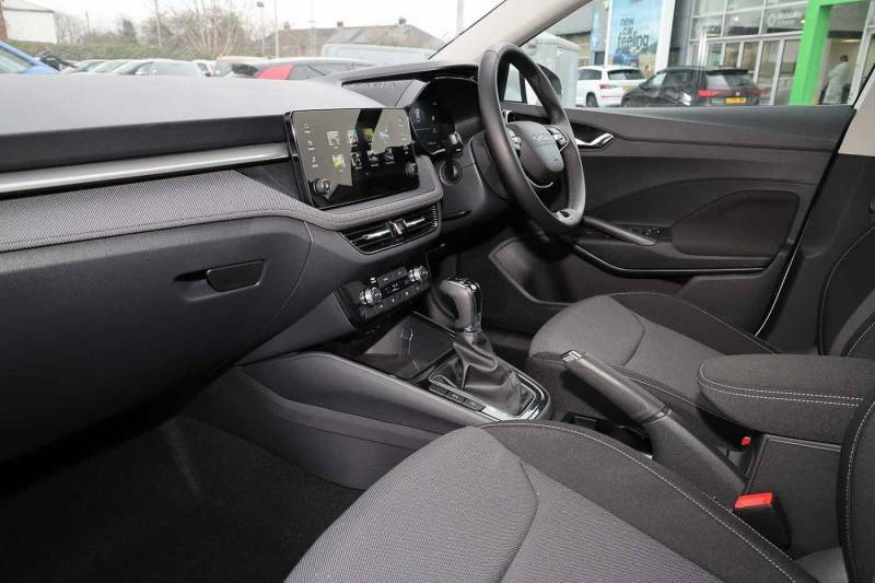 Skoda Fabia 1.0 Tsi 116 Se Edition Dsg - 2025 25 KJ25GVM White #2